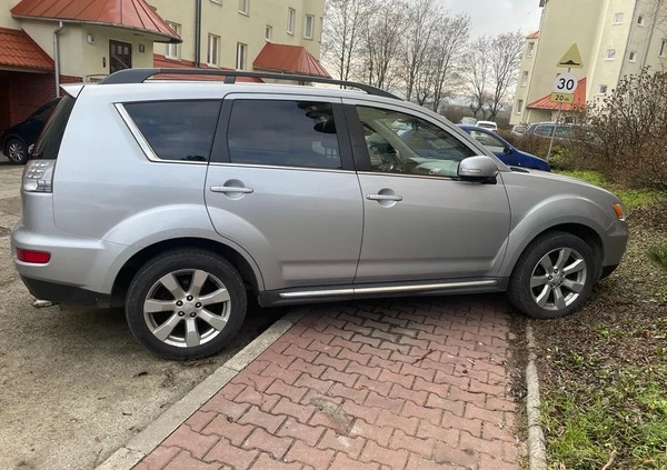 Mitsubishi Outlander cena 25500 przebieg: 333000, rok produkcji 2011 z Tuczno małe 301